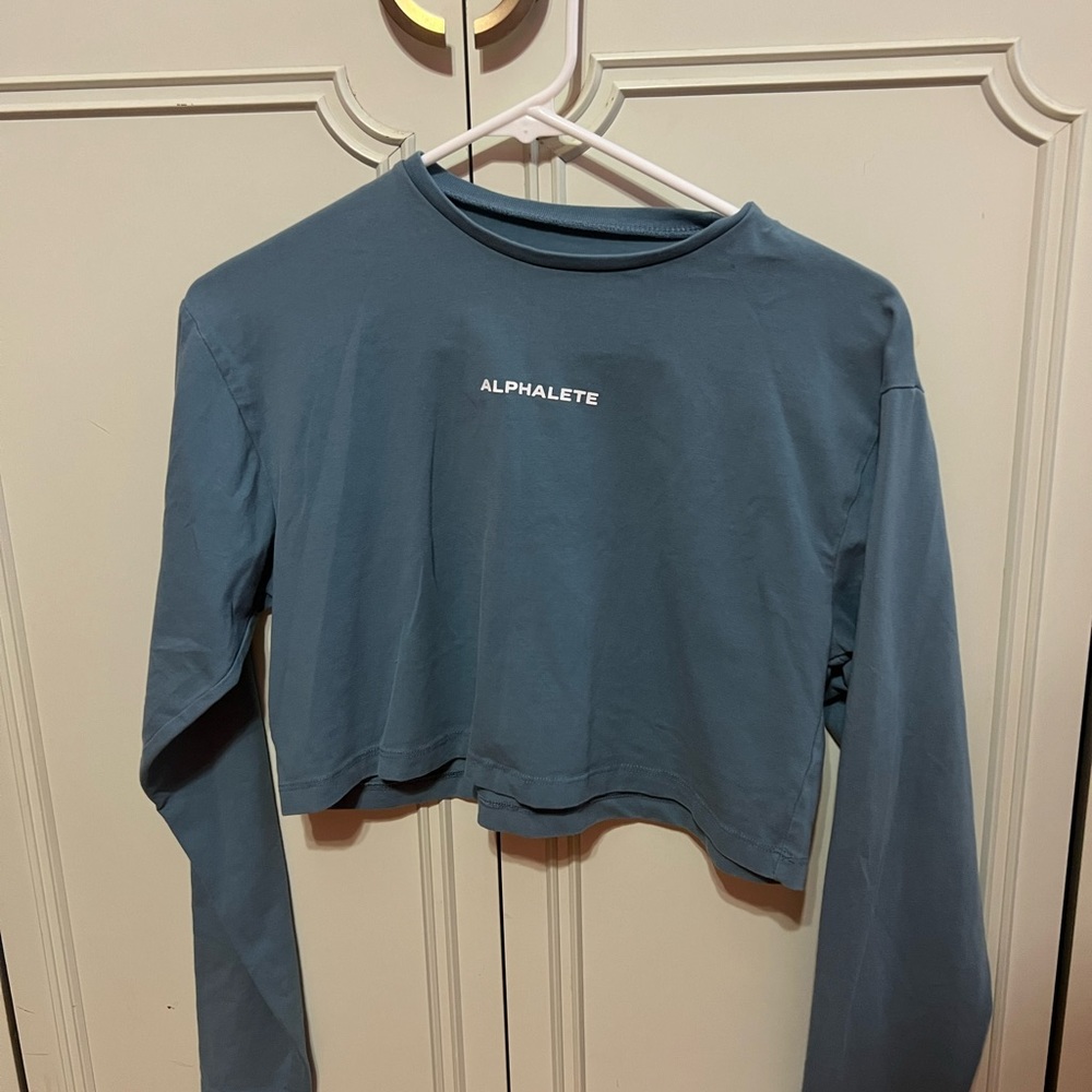 Alphalete crop top